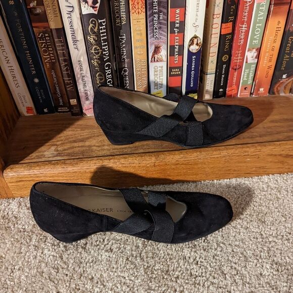 PETER kaiser black suede round toe wedge sz 5 UK euc - Picture 4 of 5